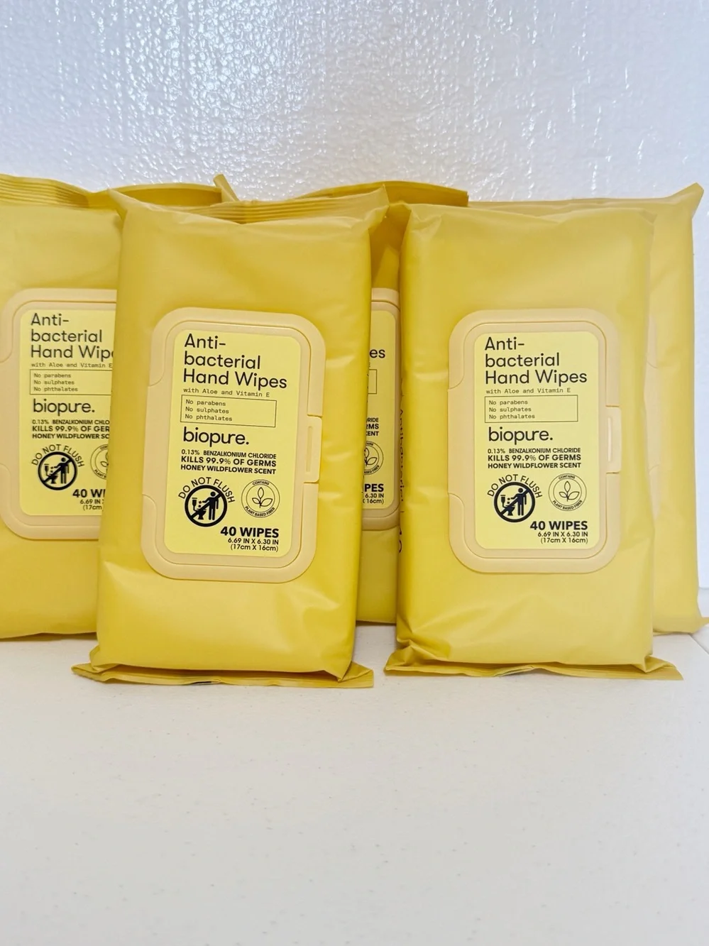 5- Antibacterial Hand Wipes Honey Wildflower Biopure. 200 ct